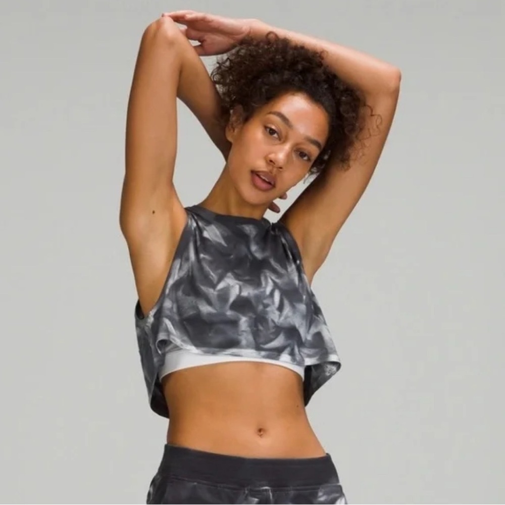 Lululemon LA Super-crop Muscle Casual Athleisure Yoga Trendy Tank Top 12